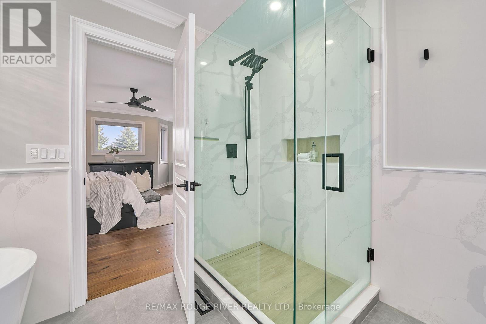 51 Vineyard Avenue, Whitby, Ontario  L1P 1X9 - Photo 27 - E13048482