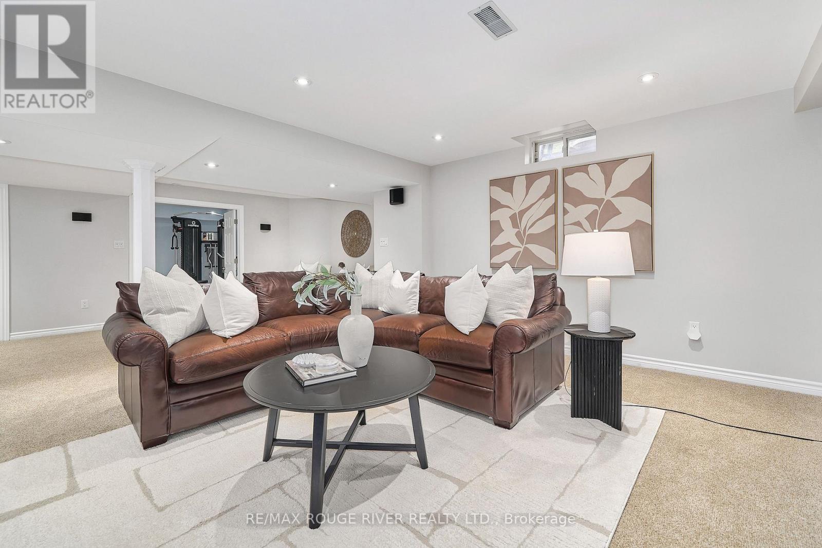 51 Vineyard Avenue, Whitby, Ontario  L1P 1X9 - Photo 37 - E13048482