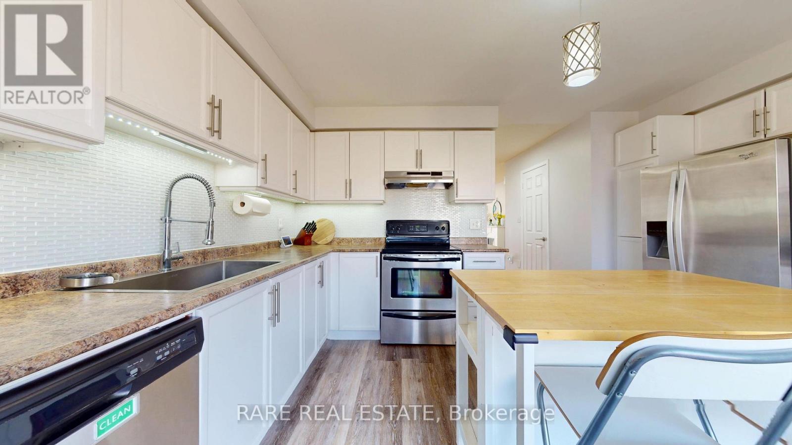 41 Cullcastle Street, Ajax, Ontario  L1S 0B1 - Photo 12 - E13048514