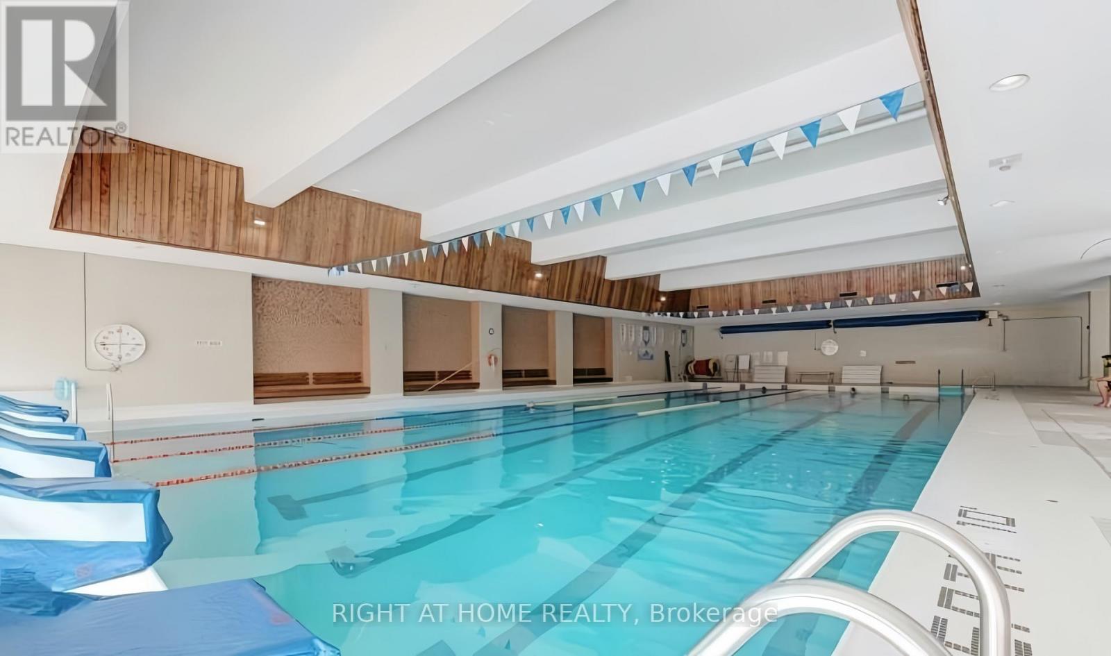 1611 - 1 Massey Square, Toronto (Crescent Town), Ontario  M4C 5L4 - Photo 36 - E13048516