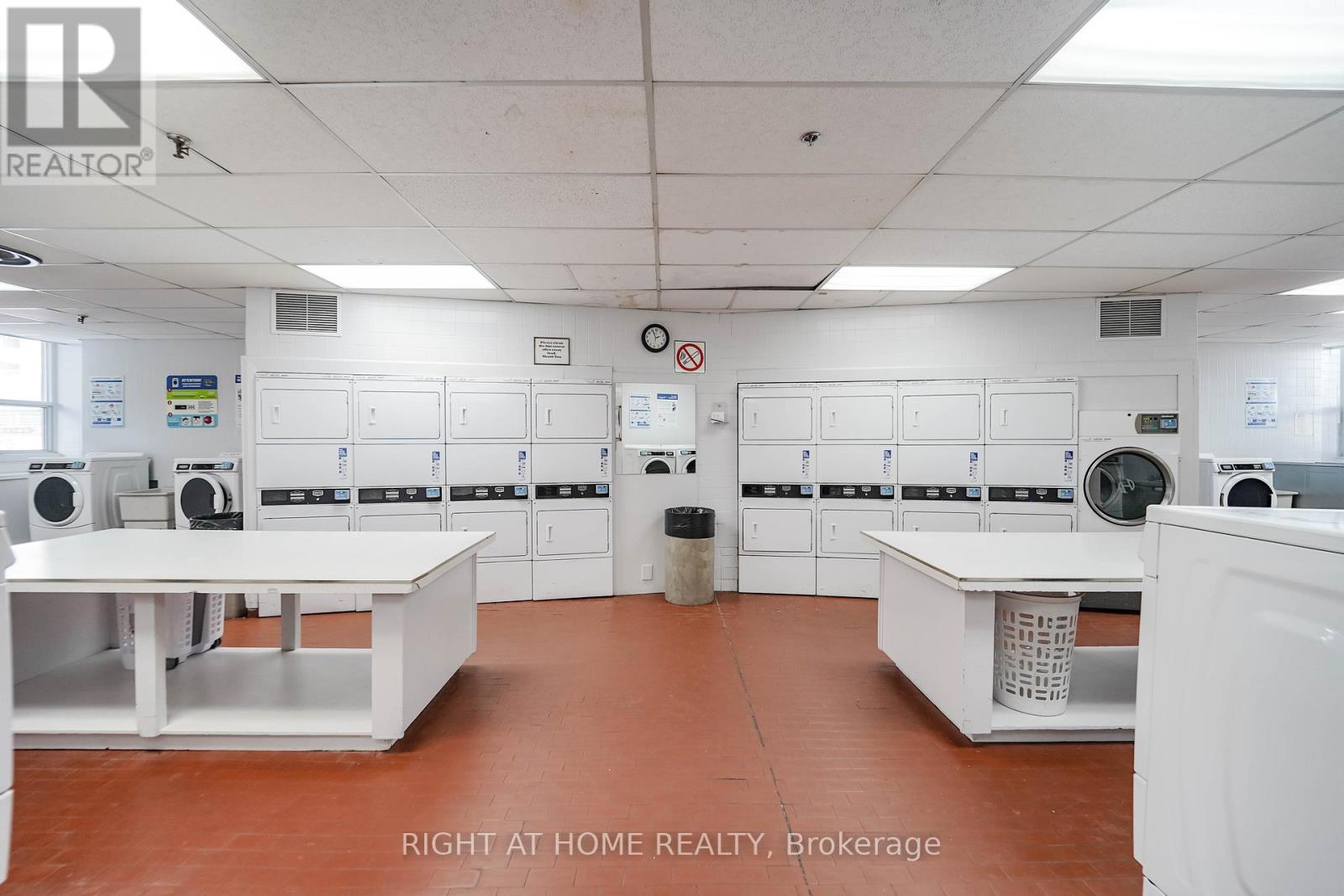 1611 - 1 Massey Square, Toronto (Crescent Town), Ontario  M4C 5L4 - Photo 43 - E13048516