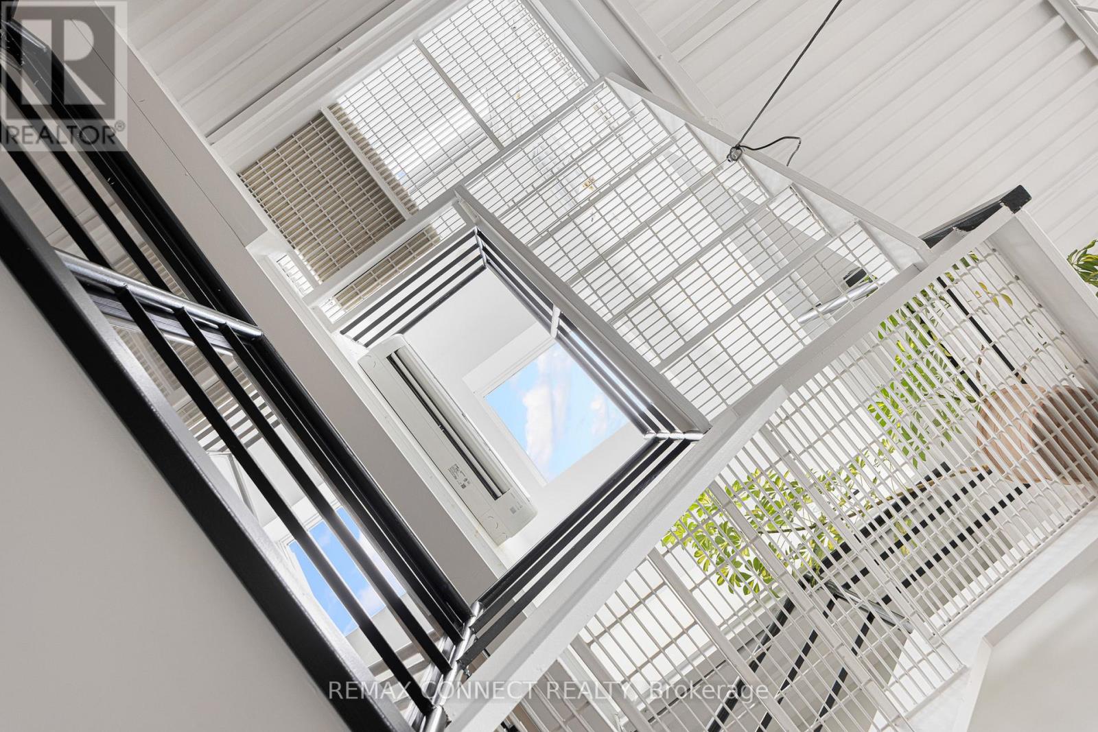 4 - 517 Kingston Road, Toronto, Ontario  M4L 1V5 - Photo 27 - E13048560