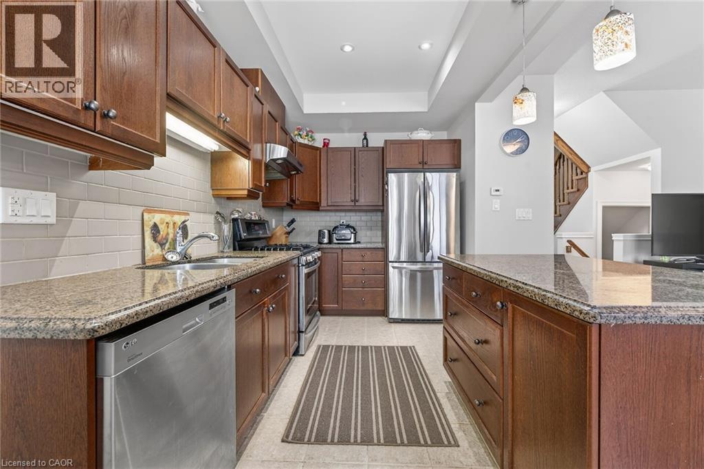 11 Hitching Post Ridge, Binbrook, Ontario  L0R 1C0 - Photo 12 - 40808822