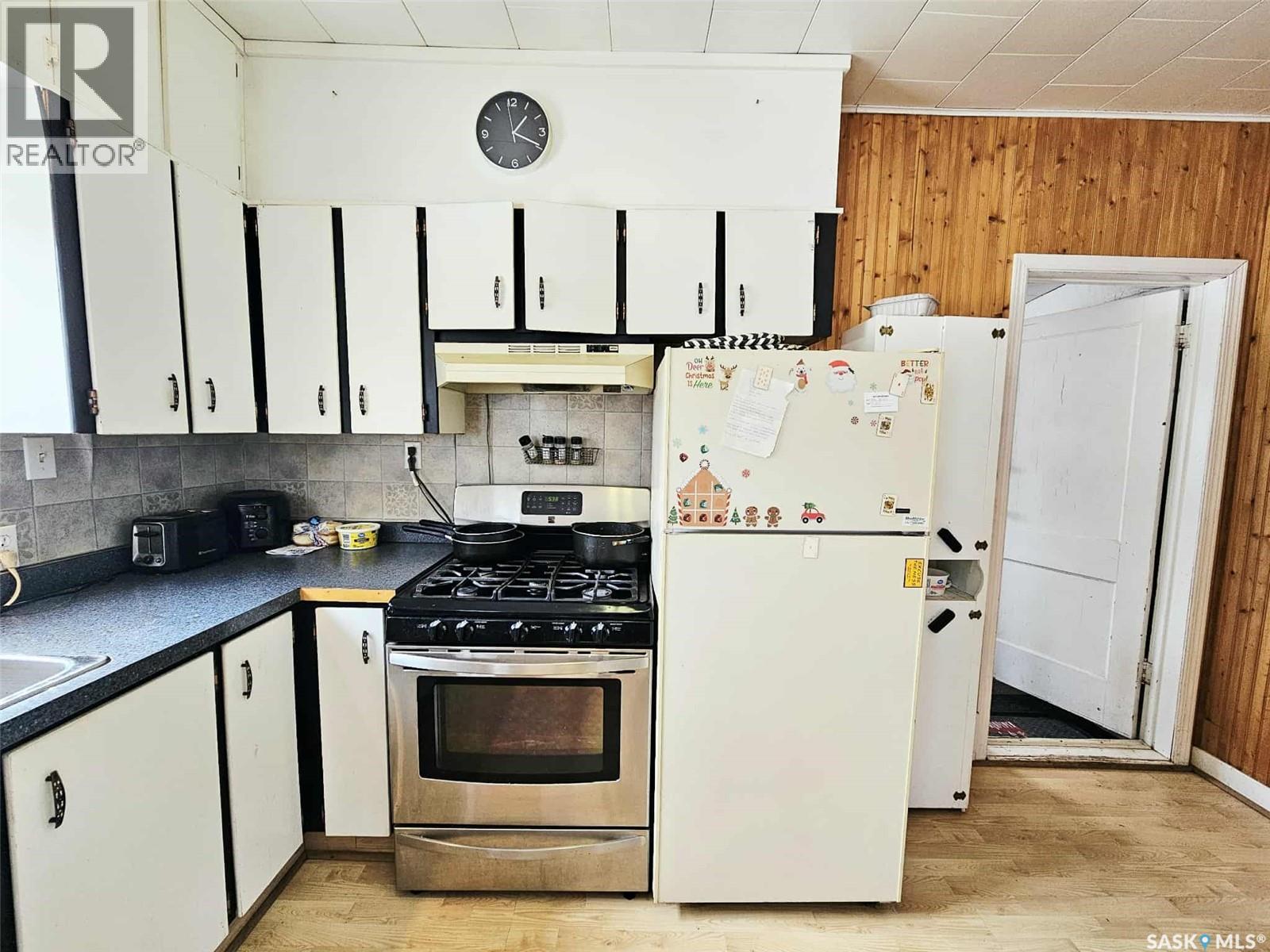 25 Beck Street, Dubuc, Saskatchewan  S0A 0R0 - Photo 14 - SK034011