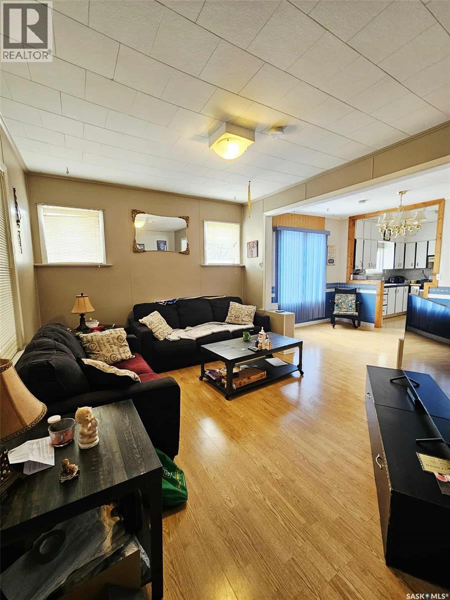 25 Beck Street, Dubuc, Saskatchewan  S0A 0R0 - Photo 6 - SK034011