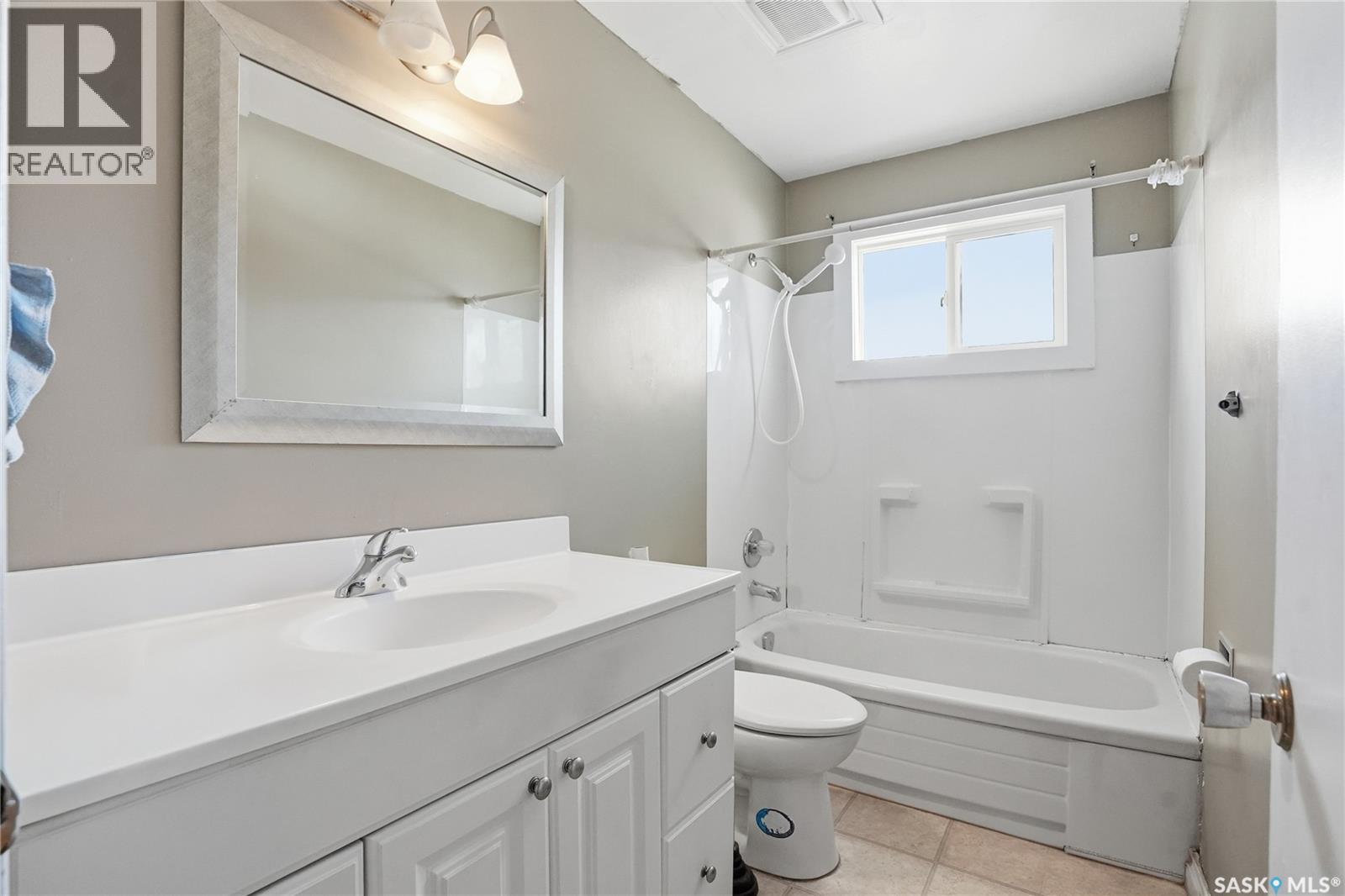 2614 7th Street E, Saskatoon, Saskatchewan  S7H 1A5 - Photo 17 - SK034008