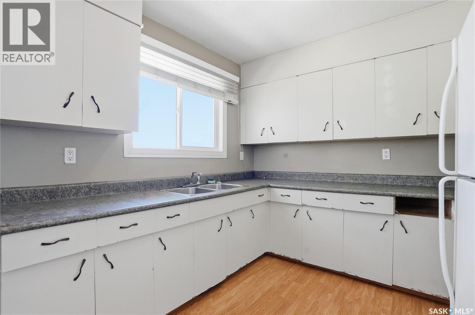 2614 7th Street E, Saskatoon, Saskatchewan  S7H 1A5 - Photo 8 - SK034008