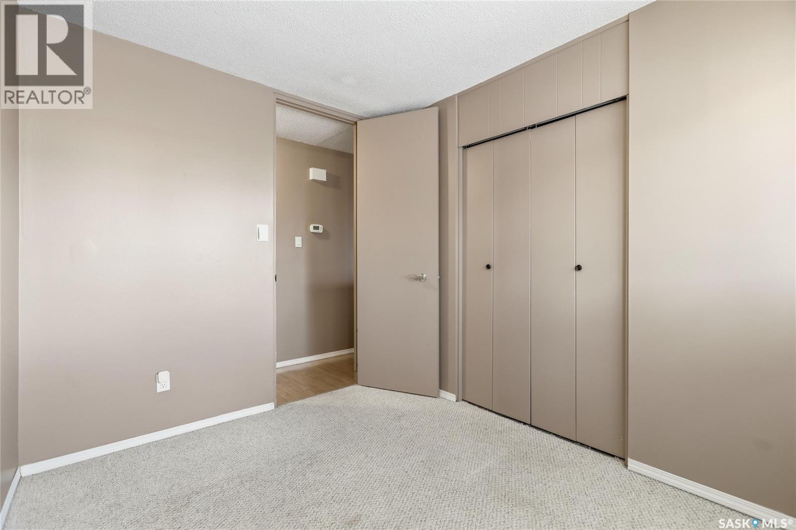 3312 Grant Road, Regina, Saskatchewan  S4S 5H5 - Photo 19 - SK034007