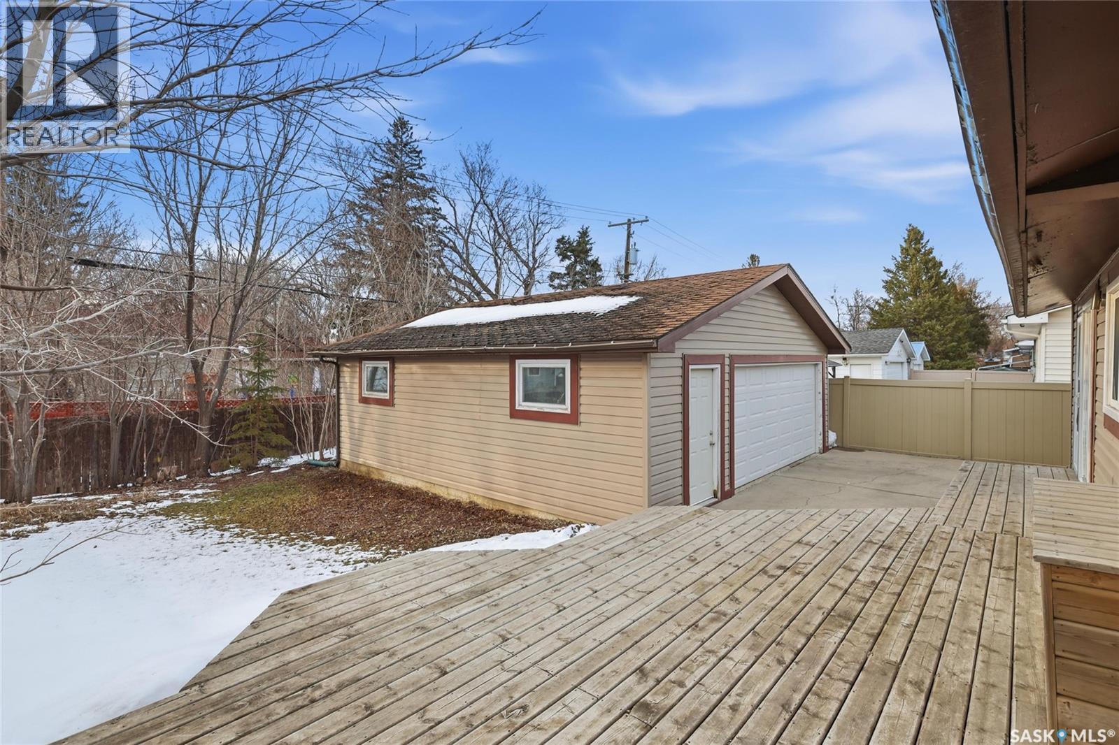 3312 Grant Road, Regina, Saskatchewan  S4S 5H5 - Photo 23 - SK034007