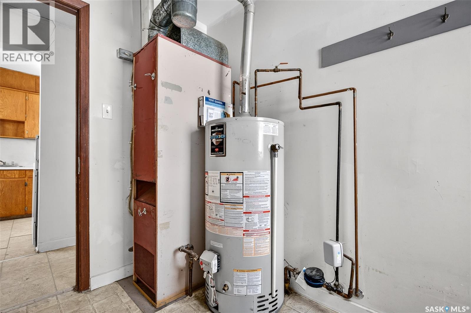 1042 Fairford Street E, Moose Jaw, Saskatchewan  S6H 0G6 - Photo 20 - SK034005