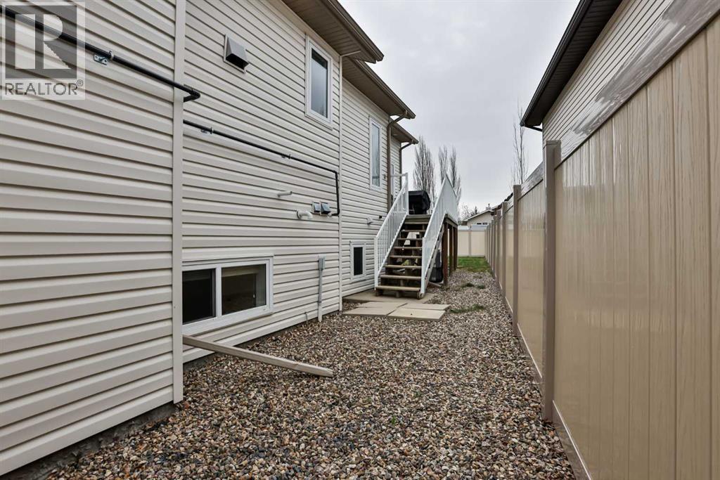 4 Rivermill Landing W, Lethbridge, Alberta  T1K 8B2 - Photo 27 - A2303478
