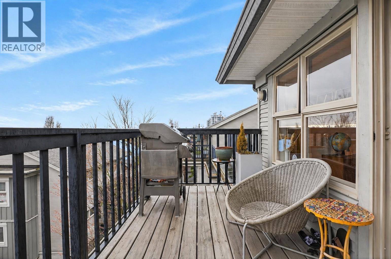 31 3855 Pender Street, Burnaby, British Columbia  V5C 1W5 - Photo 6 - R3106323