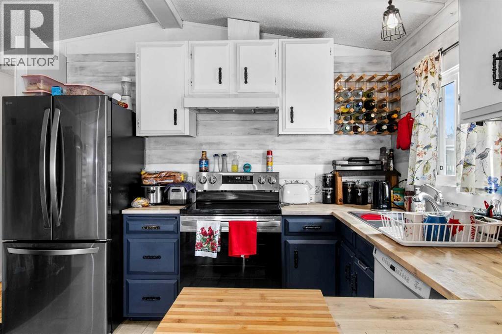 246, 5344 76 Street, Red Deer, Alberta  T4P 2A6 - Photo 5 - A2305003