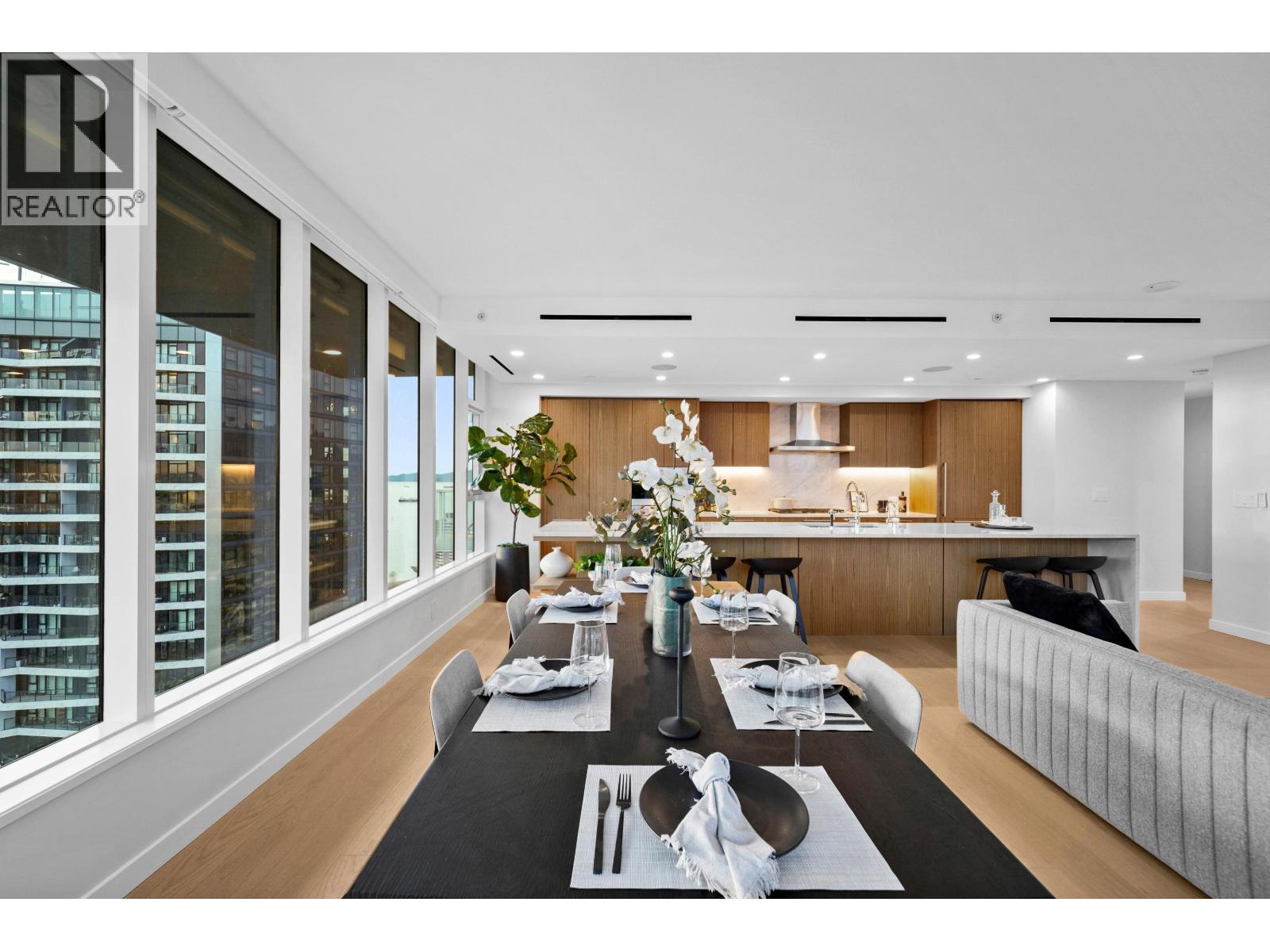 3503 1335 HOWE STREET, Vancouver, British Columbia