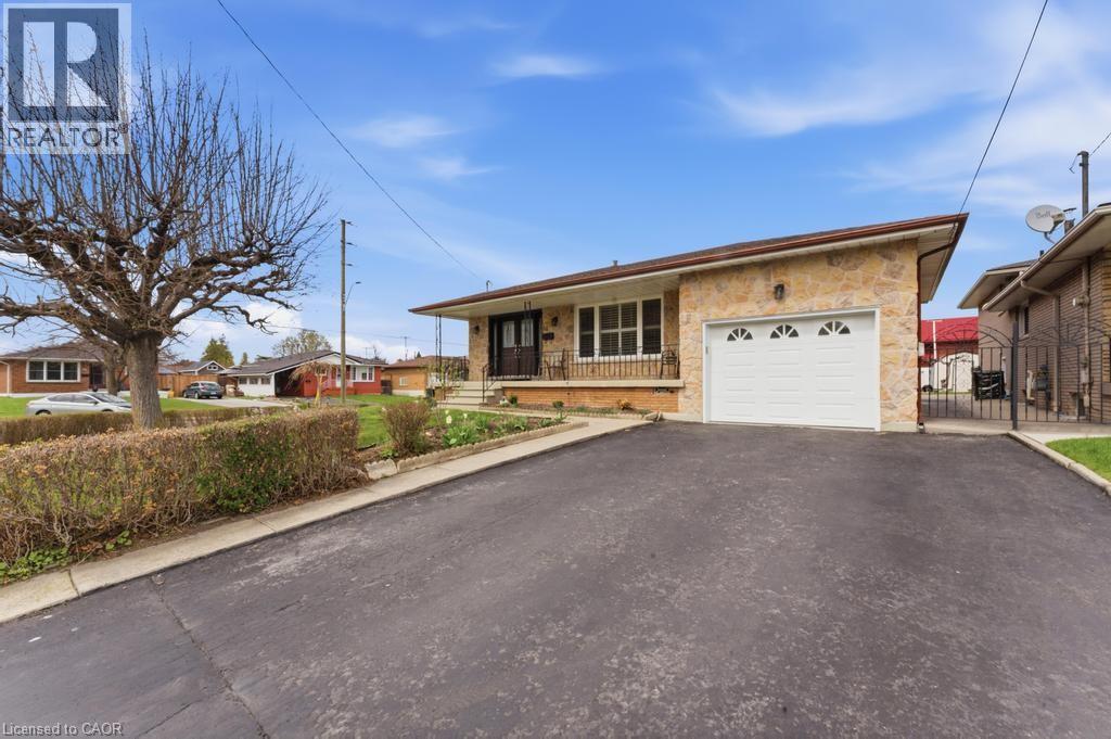 68 NUGENT Drive, Hamilton, Ontario