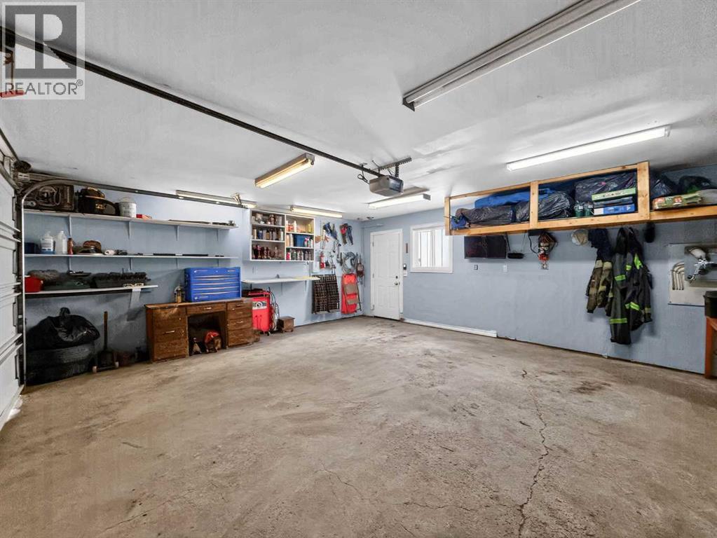 14 Hidden Ranch Hill Nw, Calgary, Alberta  T3A 5X6 - Photo 37 - A2298503