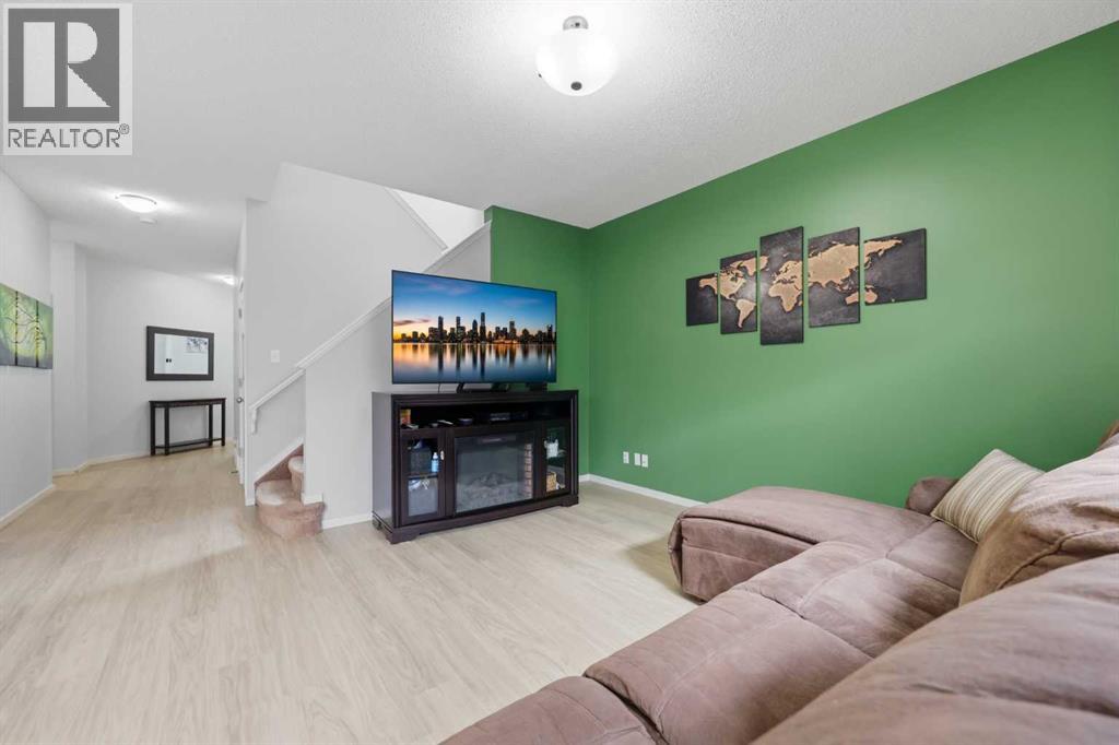 1198 Kingston Crescent SE, Airdrie, Alberta  T4A 0E9 - Photo 7 - A2301393