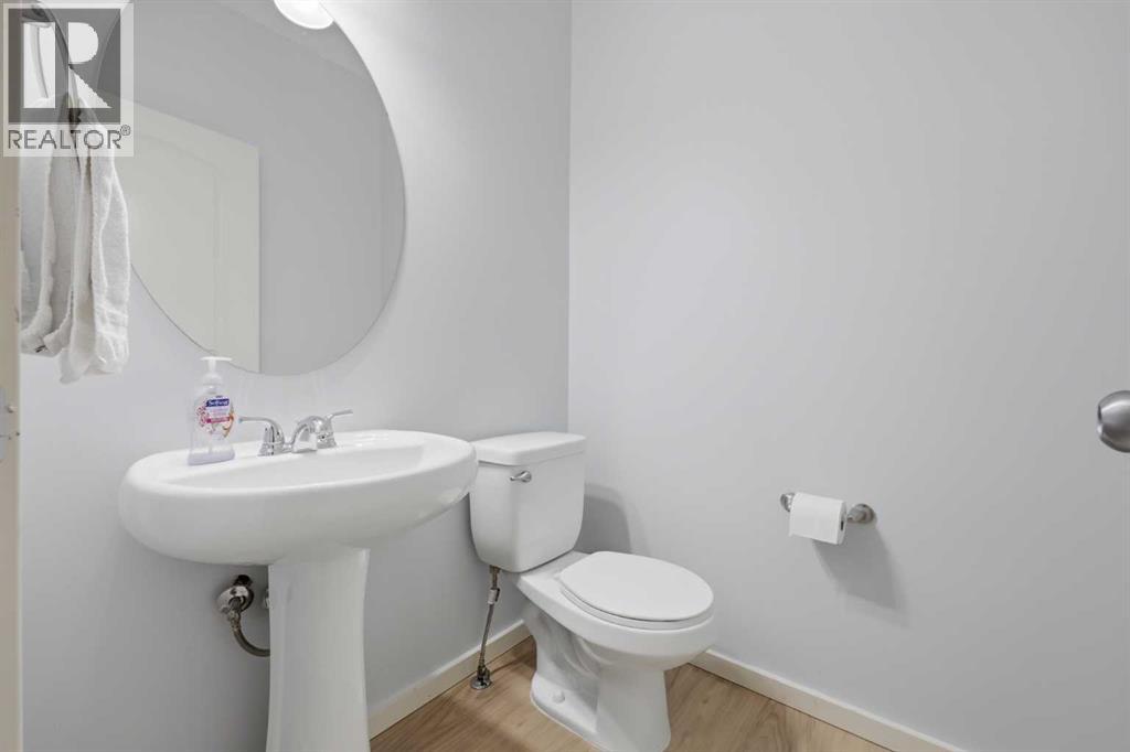 1198 Kingston Crescent SE, Airdrie, Alberta  T4A 0E9 - Photo 13 - A2301393