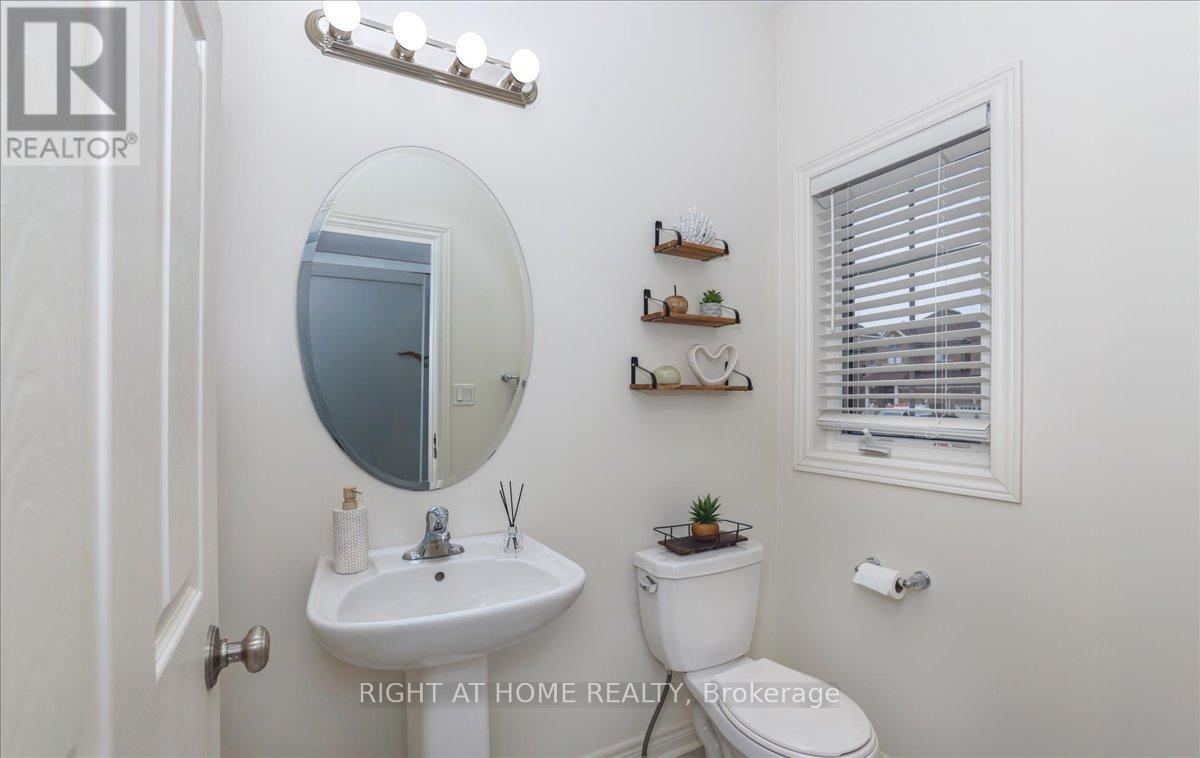 24 Prady Lane, New Tecumseth (Tottenham), Ontario  L0G 1W0 - Photo 15 - N13048350