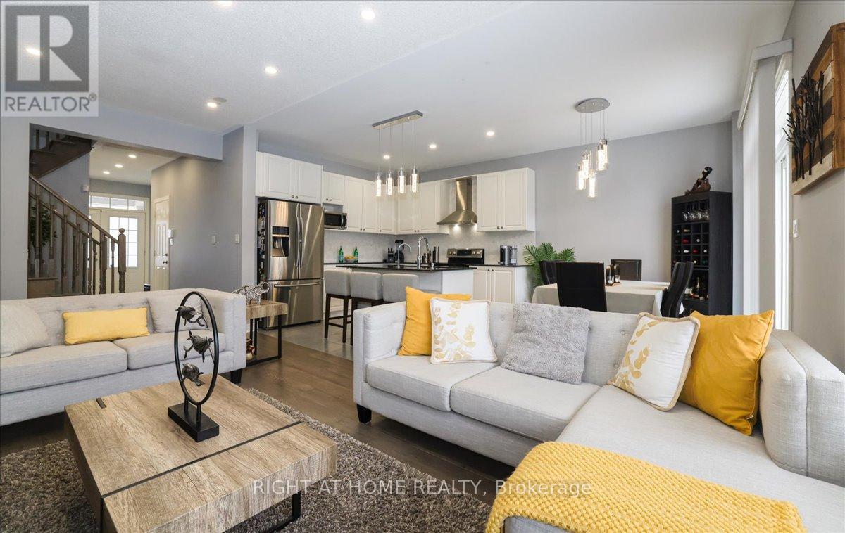 24 Prady Lane, New Tecumseth (Tottenham), Ontario  L0G 1W0 - Photo 3 - N13048350