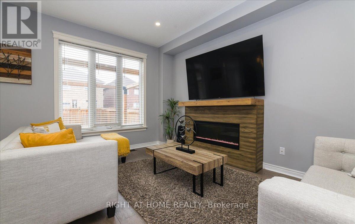 24 Prady Lane, New Tecumseth (Tottenham), Ontario  L0G 1W0 - Photo 6 - N13048350