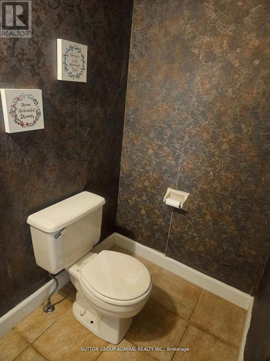 Main & Second Floor - 32 Magani Drive, Bradford West Gwillimbury (Bradford), Ontario  L3Z 2S7 - Photo 12 - N13048412