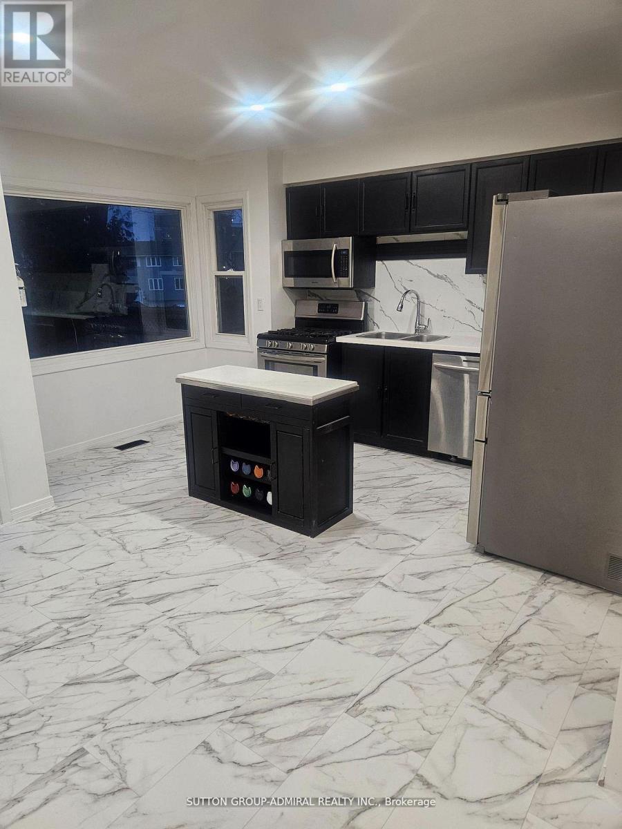 Main & Second Floor - 32 Magani Drive, Bradford West Gwillimbury (Bradford), Ontario  L3Z 2S7 - Photo 7 - N13048412