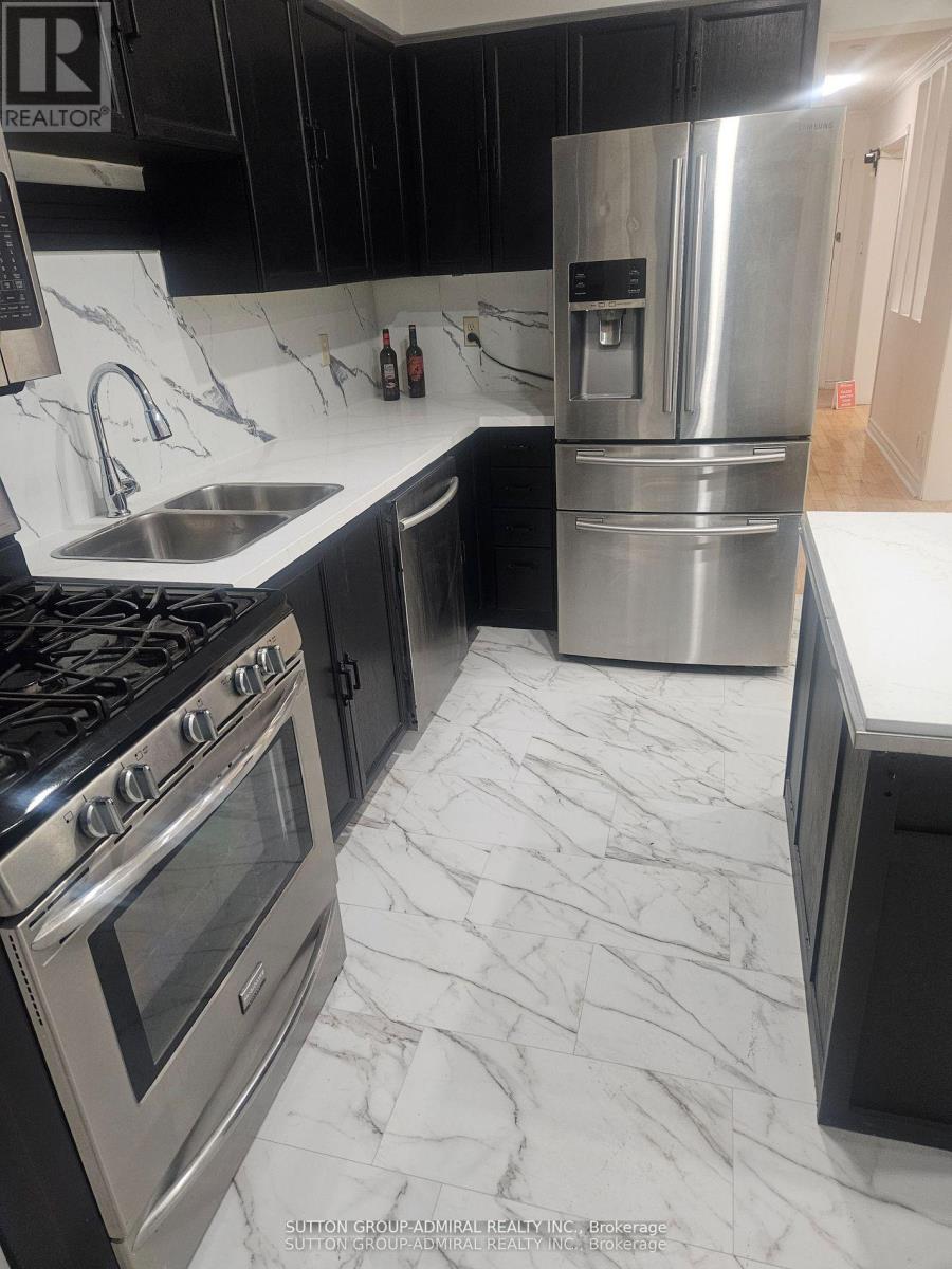 Main & Second Floor - 32 Magani Drive, Bradford West Gwillimbury (Bradford), Ontario  L3Z 2S7 - Photo 8 - N13048412