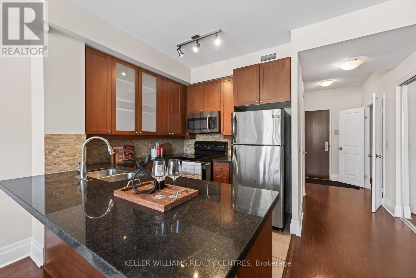 304 - 57 Upper Duke Crescent, Markham, Ontario  L6G 0B9 - Photo 14 - N13048476