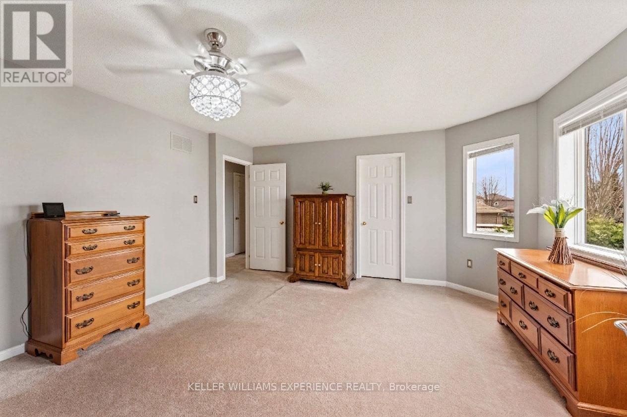 39 Stonemount Crescent, Essa, Ontario  L3W 0C5 - Photo 20 - N13048552