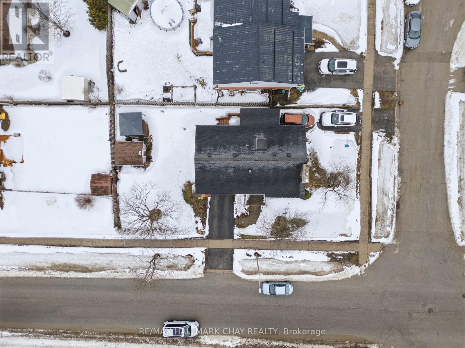 5 Austen Lane, Barrie, Ontario  L4N 4V5 - Photo 33 - S13048392