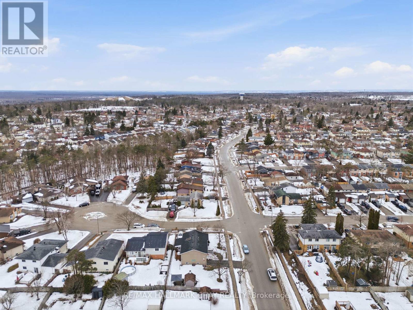 5 Austen Lane, Barrie, Ontario  L4N 4V5 - Photo 35 - S13048392