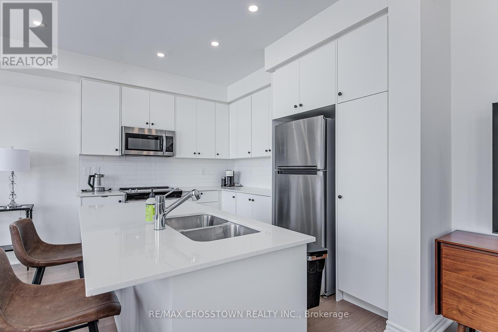 10 Greer Street, Barrie, Ontario  L4N 8M4 - Photo 15 - S13048436