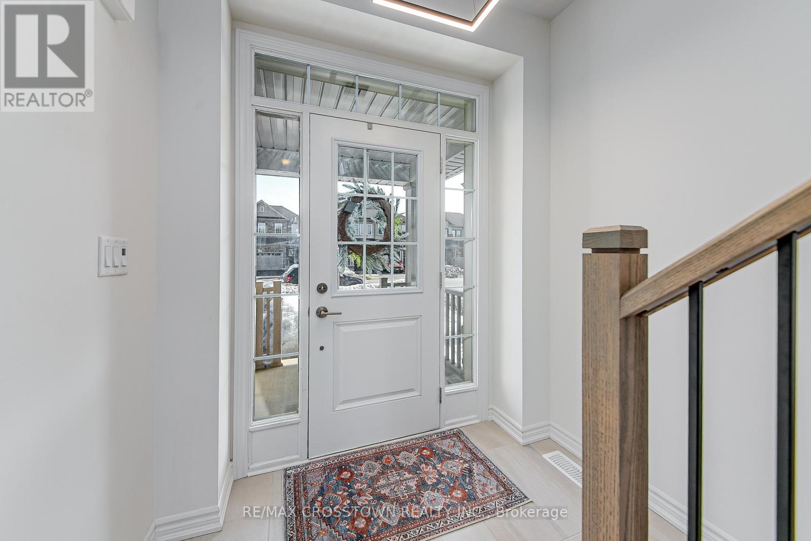 10 Greer Street, Barrie, Ontario  L4N 8M4 - Photo 3 - S13048436