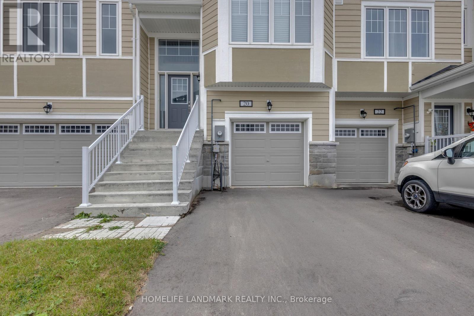 20 Lana Circle, Wasaga Beach, Ontario  L9Z 0L2 - Photo 2 - S13048532
