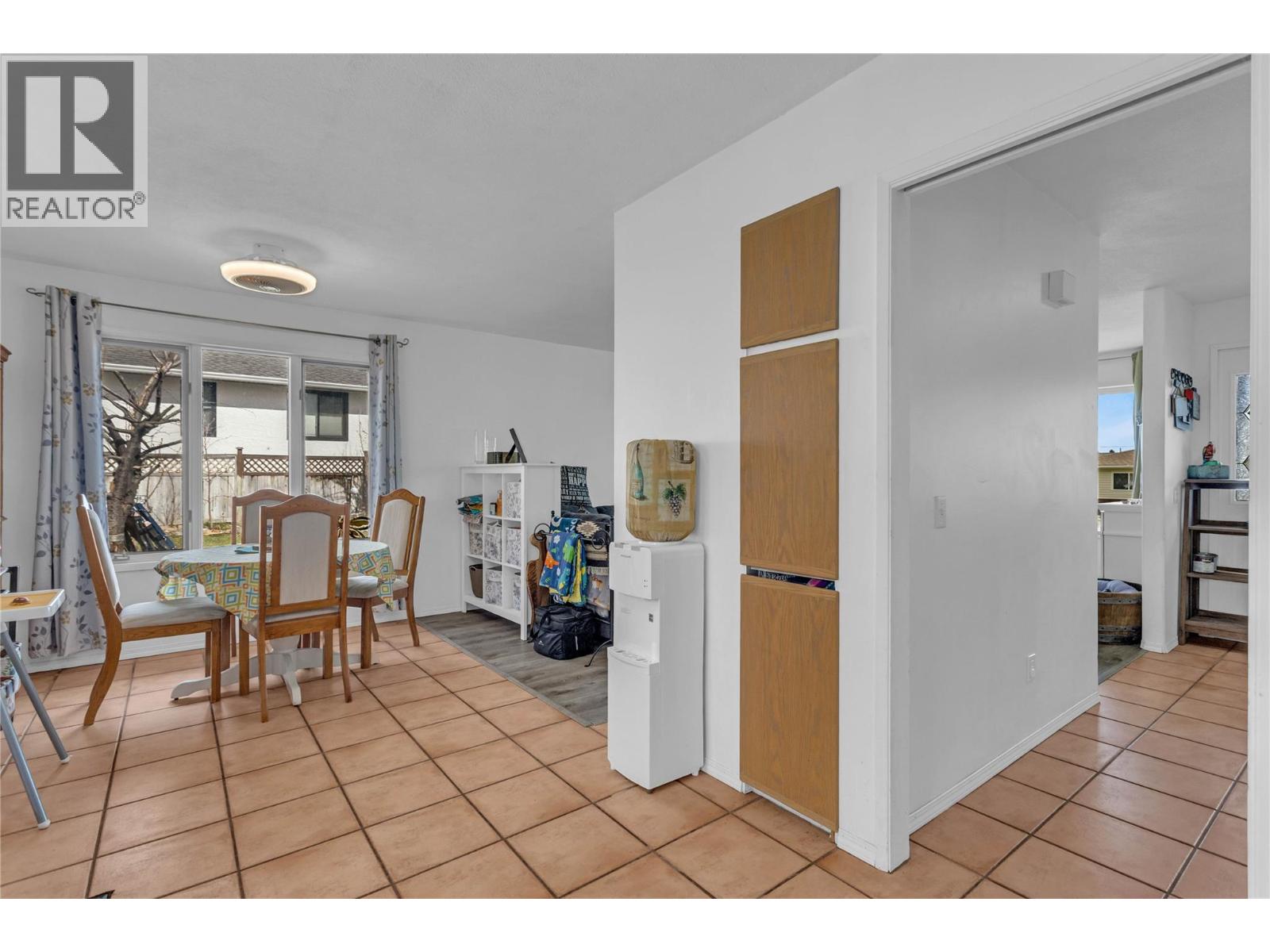 6034 Garraway Place, Peachland, British Columbia  V0H 1X4 - Photo 11 - 10380391