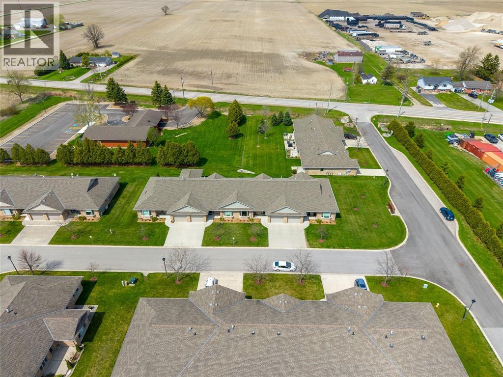 5969 Townsend Line Unit# 5, Lambton Shores, Ontario  N0N 1J0 - Photo 33 - 26008973