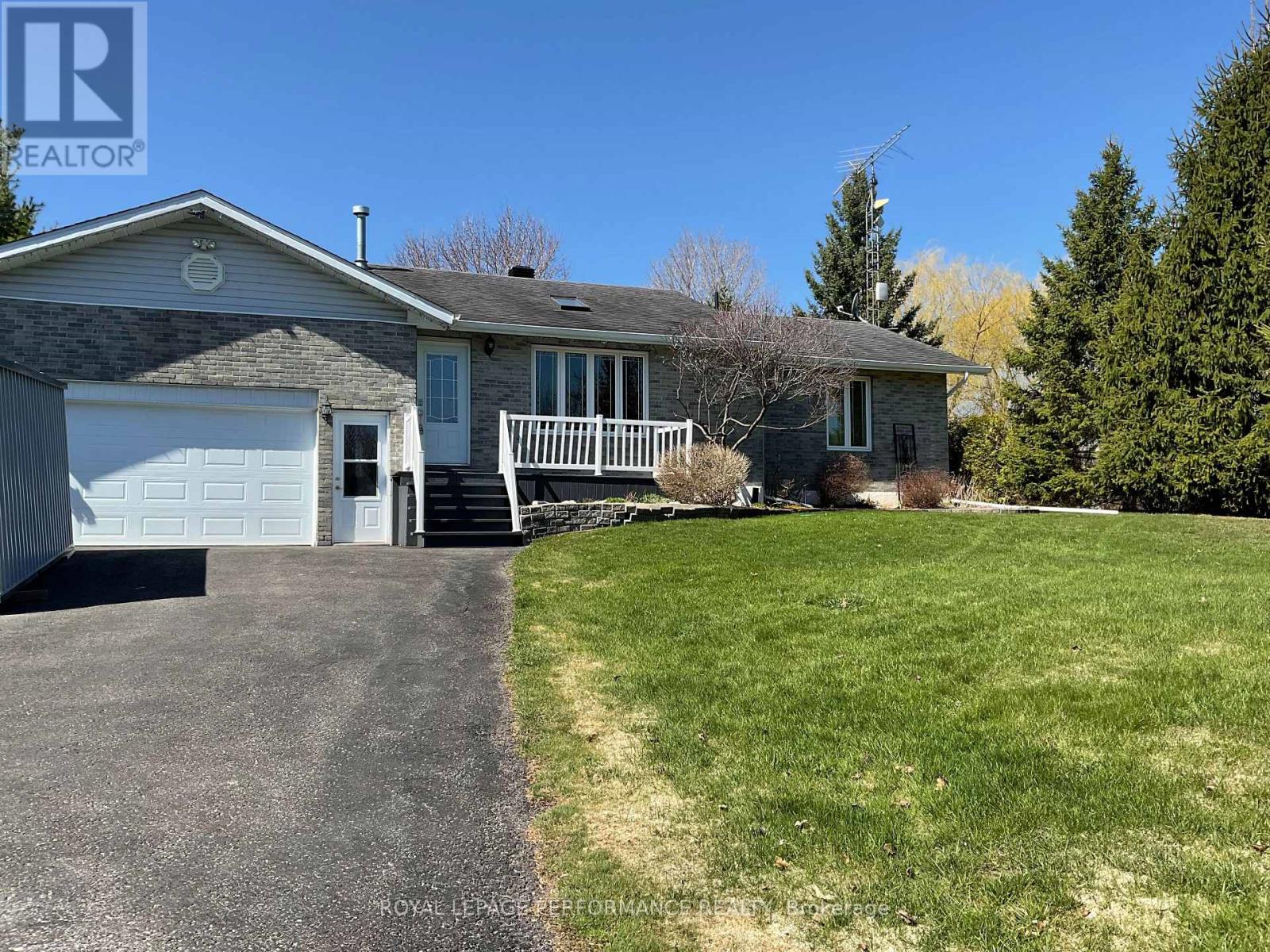 19644 MARCOUX ROAD, North Glengarry, Ontario