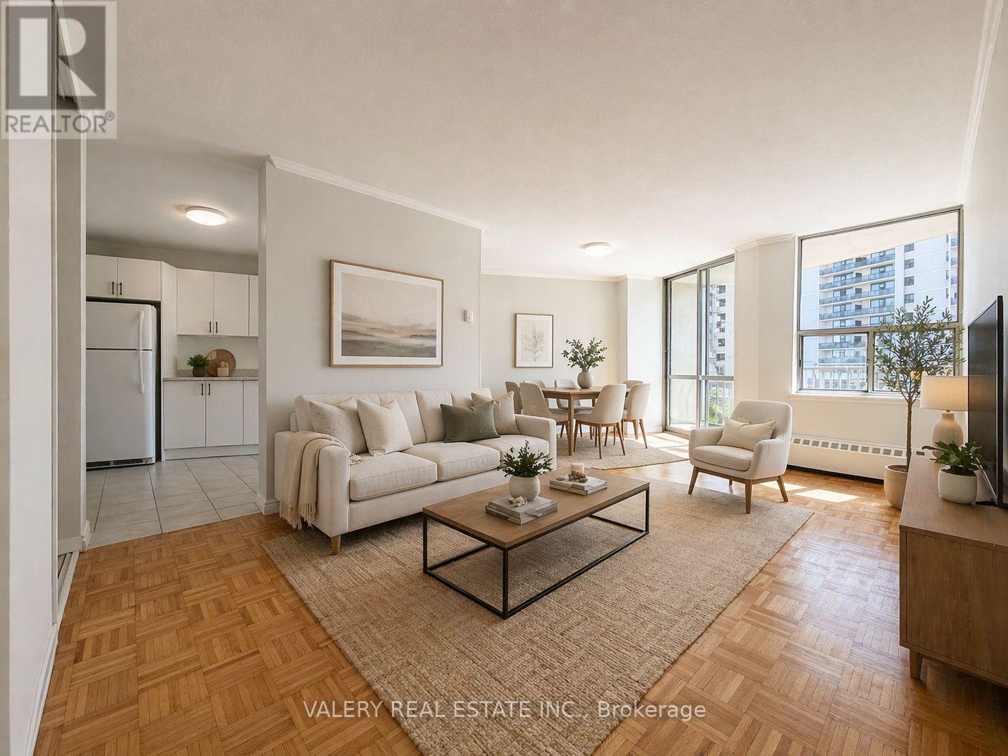 206 - 75 Eastdale Avenue, Toronto, Ontario  M4C 5N3 - Photo 3 - E13047404