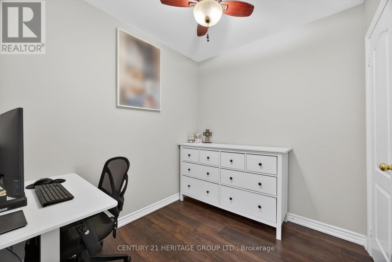 214 - 112 Simcoe Road, Bradford West Gwillimbury, Ontario  L3Z 1Y2 - Photo 5 - N12801260