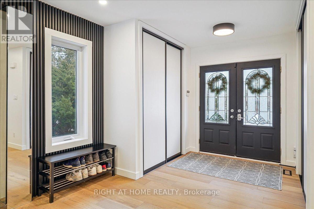 2090 Stonehouse Crescent, Mississauga, Ontario  L5H 3J1 - Photo 14 - W12874118