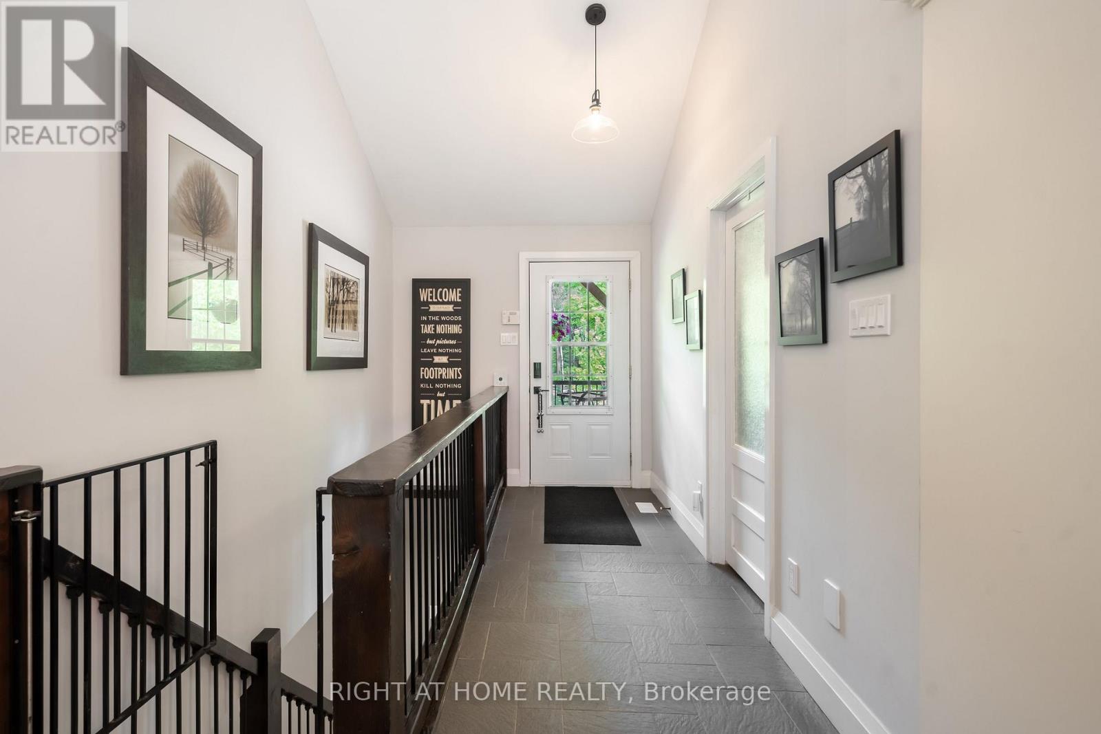 12028 Highway 118 Highway, Dysart Et Al, Ontario  K0M 1S0 - Photo 10 - X12422903