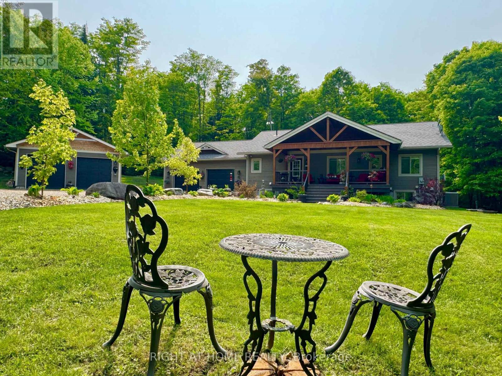 12028 Highway 118 Highway, Dysart Et Al, Ontario  K0M 1S0 - Photo 3 - X12422903