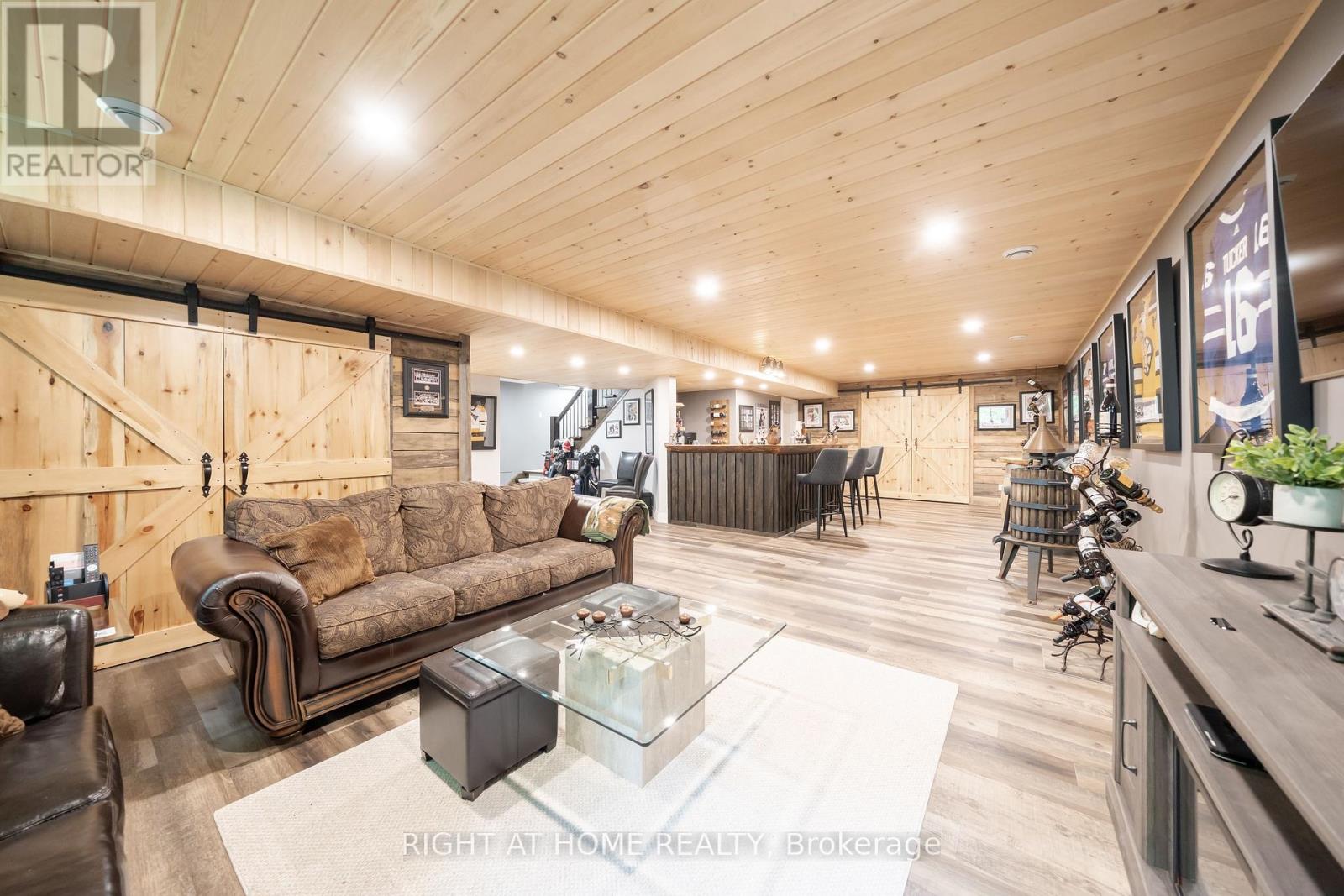 12028 Highway 118 Highway, Dysart Et Al, Ontario  K0M 1S0 - Photo 33 - X12422903