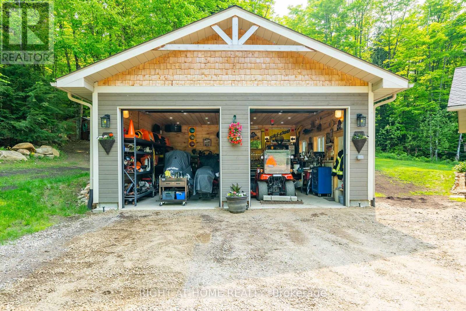 12028 Highway 118 Highway, Dysart Et Al, Ontario  K0M 1S0 - Photo 40 - X12422903