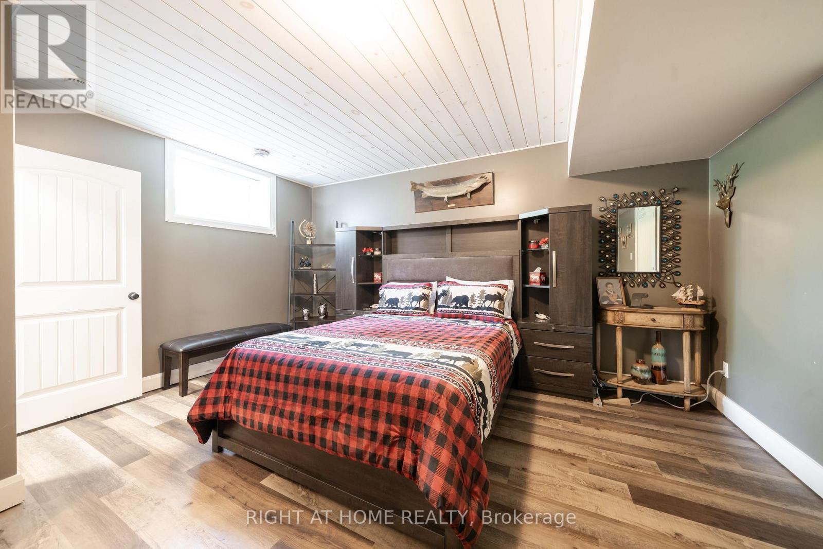 12028 Highway 118 Highway, Dysart Et Al, Ontario  K0M 1S0 - Photo 36 - X12422903