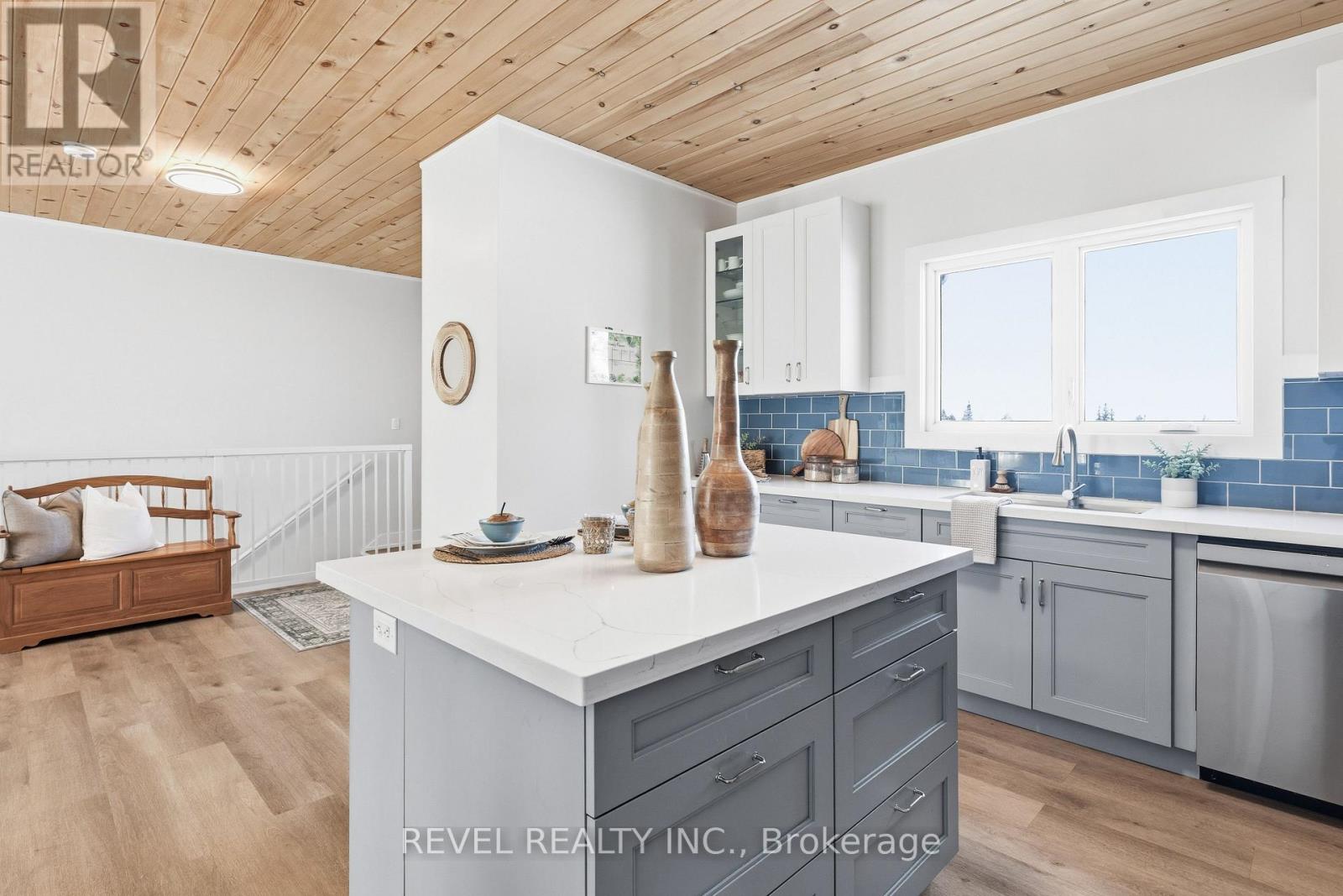 213 Pleasant Point Road, Kawartha Lakes, Ontario  K9V 4R6 - Photo 11 - X12756384