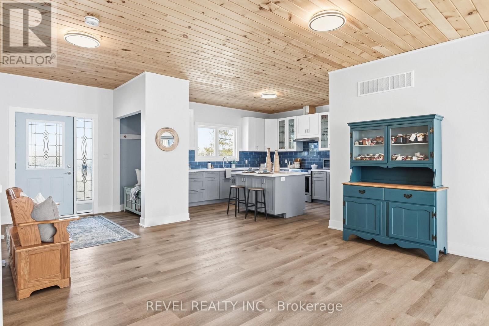 213 Pleasant Point Road, Kawartha Lakes, Ontario  K9V 4R6 - Photo 13 - X12756384