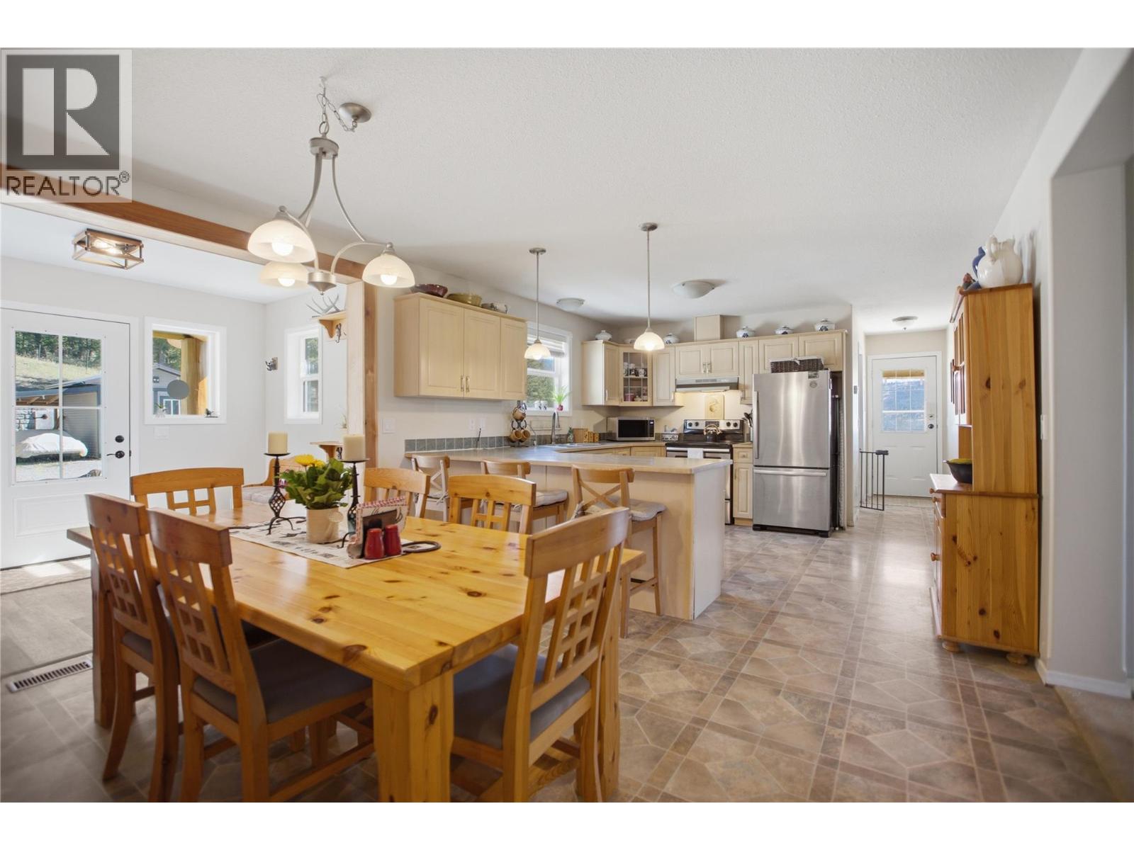 4205 Kristianson Road, Monte Lake, British Columbia  V0E 2N0 - Photo 26 - 10384973