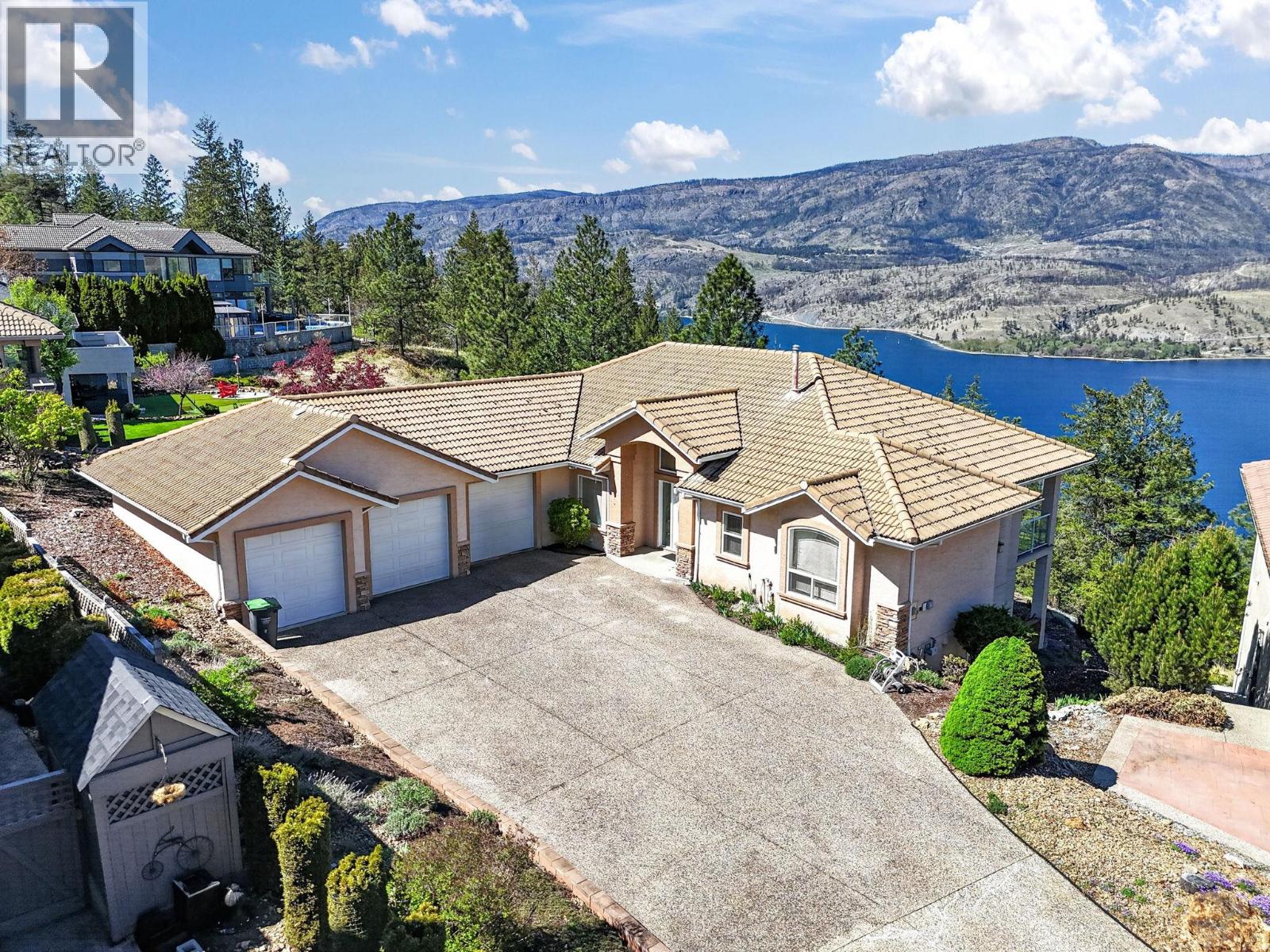 248 Pendragon Place, Kelowna, British Columbia
